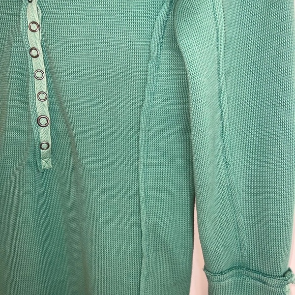 Free People Nailed It Henley size small - Picture 7 of 16